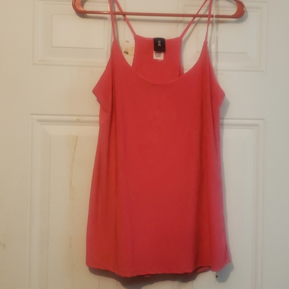 Womans tank top new no tags never worn